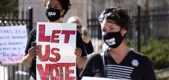 一周热闻｜苏伊士运河被“卡脖子”、三星堆遗址有新发现、百度和B站回国上市……