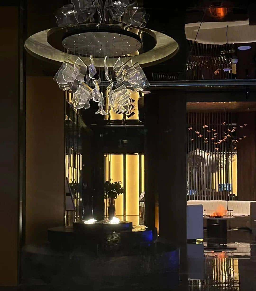 用800块过上理想生活、花50w“重启人生”，她们说这是今年花得最值的一笔钱！