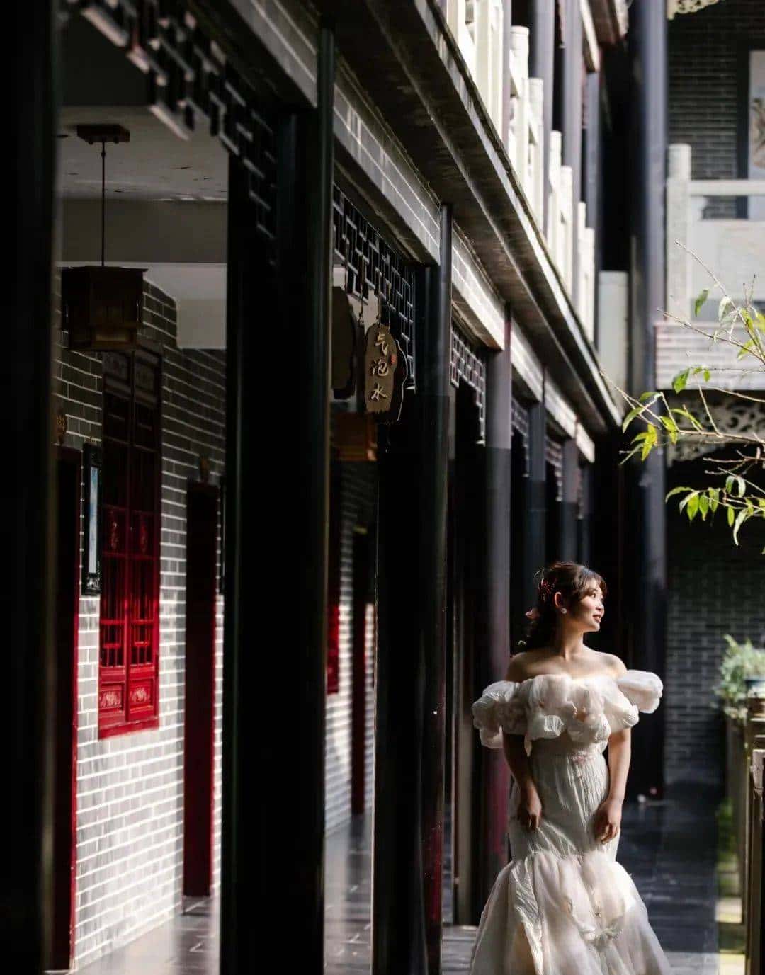 用800块过上理想生活、花50w“重启人生”，她们说这是今年花得最值的一笔钱！