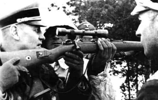 沉默杀手-诺曼底战役中的狙击手对决