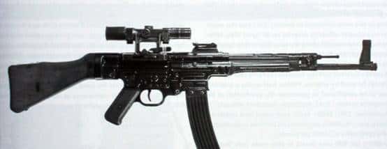 沉默杀手-诺曼底战役中的狙击手对决