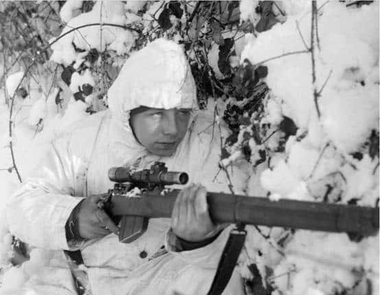 沉默杀手-诺曼底战役中的狙击手对决
