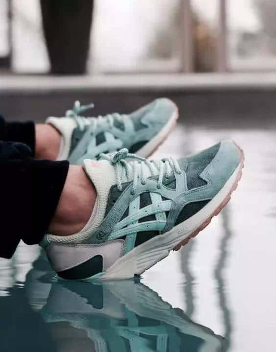 Sneaker 风潮来袭，「跑」出来的时髦客