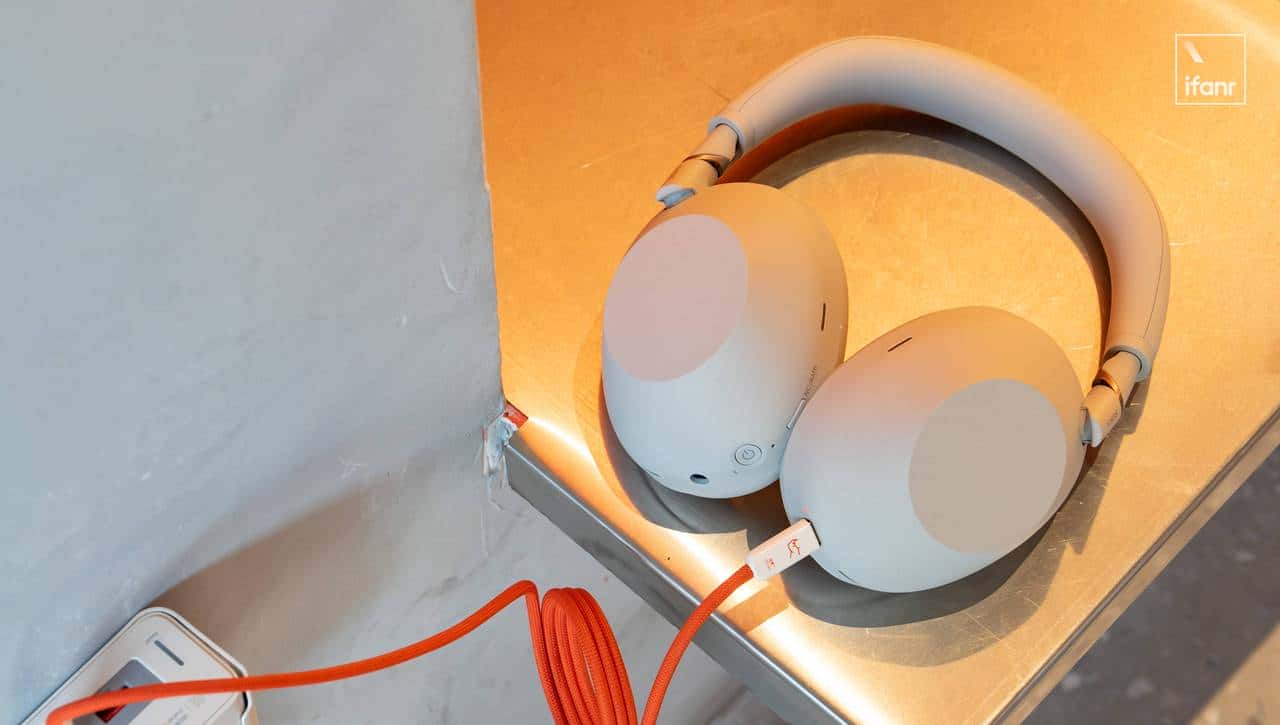 索尼 WH-1000XM6 首发评测：一款迟到三年的索尼旗舰降噪耳机