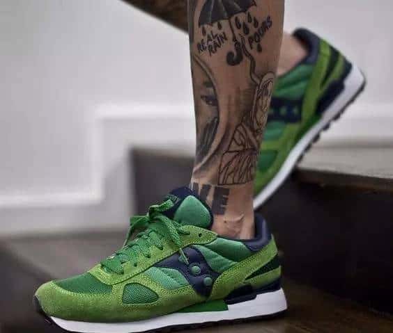 Sneaker 风潮来袭，「跑」出来的时髦客