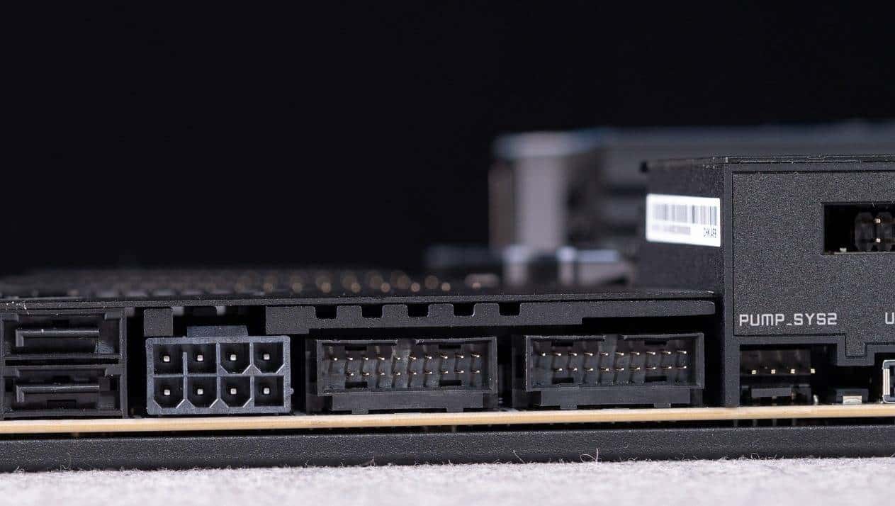 十年超神，巅峰再临：微星 MEG X870E GODLIKE X EDITION超神主板首发评测