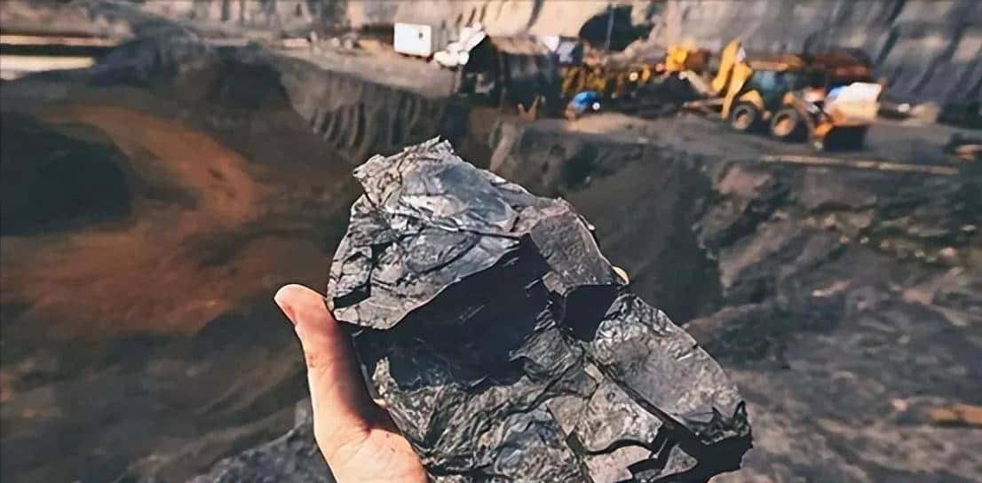 为什么我国不从拥有600亿吨铁矿的玻利维亚进口铁矿?