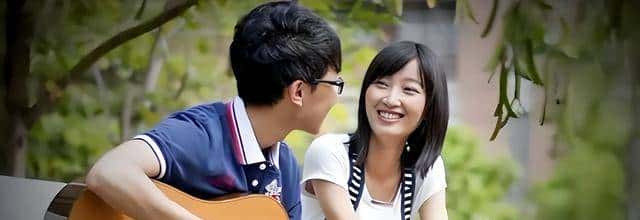 章莹颖遇害8年太催泪！博士男友不恋不婚。以另一种方式替她尽孝