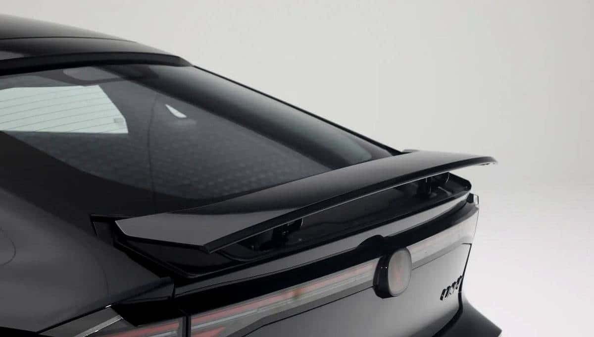 长安推出第三代UNI-V，对比吉利星瑞，买新还是买旧？