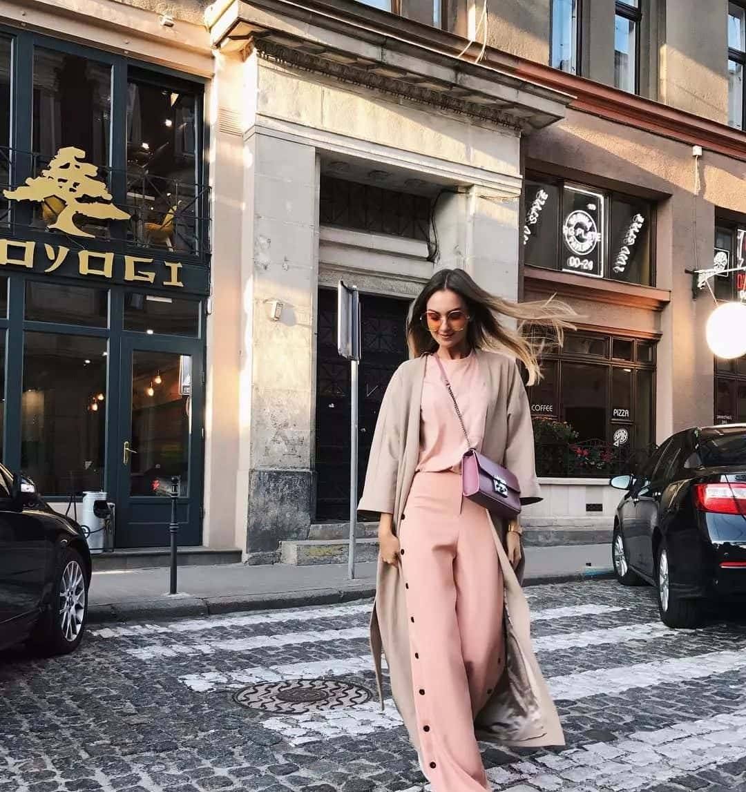 这条裤子你没有?靠它才敢在冬天里放心地长肉啊