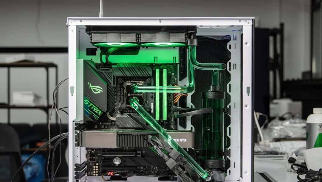 RTX 3080 Ti上手评测，老黄的这一刀砍中了矿老板？