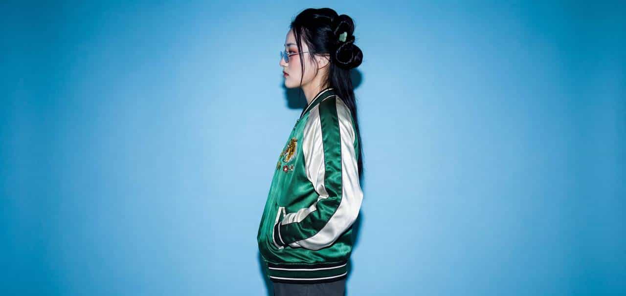 让马斯克变街头痞子、林黛玉穿潮牌，这个AI视频新玩法太上头，手把手教你秒变潮人